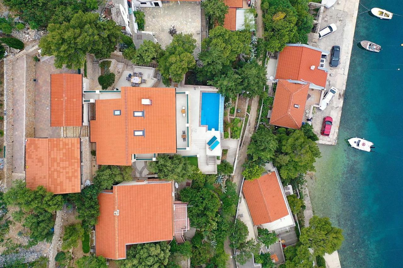 Villa Relax , With Seaview And Two Pools Near Beach Starigrad  Eksteriør bilde