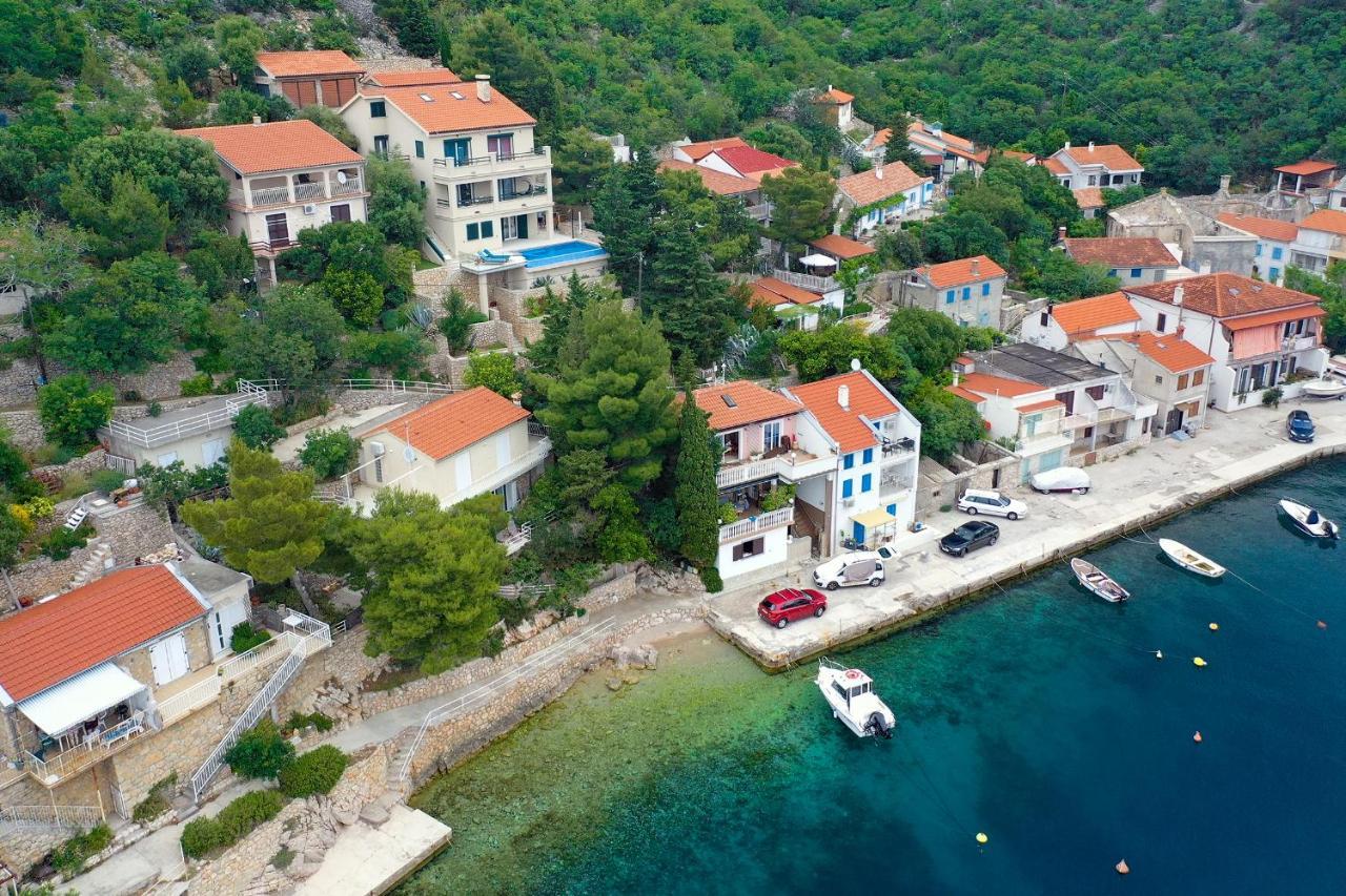 Villa Relax , With Seaview And Two Pools Near Beach Starigrad  Eksteriør bilde