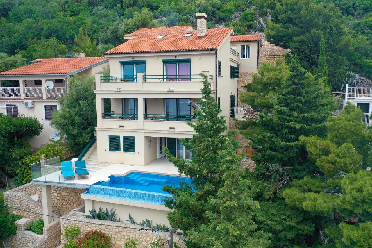 Villa Relax , With Seaview And Two Pools Near Beach Starigrad  Eksteriør bilde
